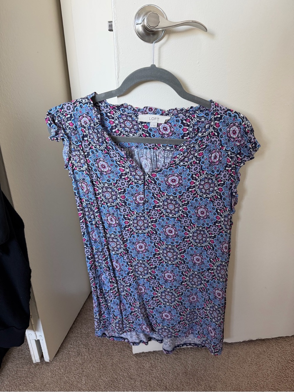 LOFT Blue Floral Medallion Cap-Sleeve Tunic